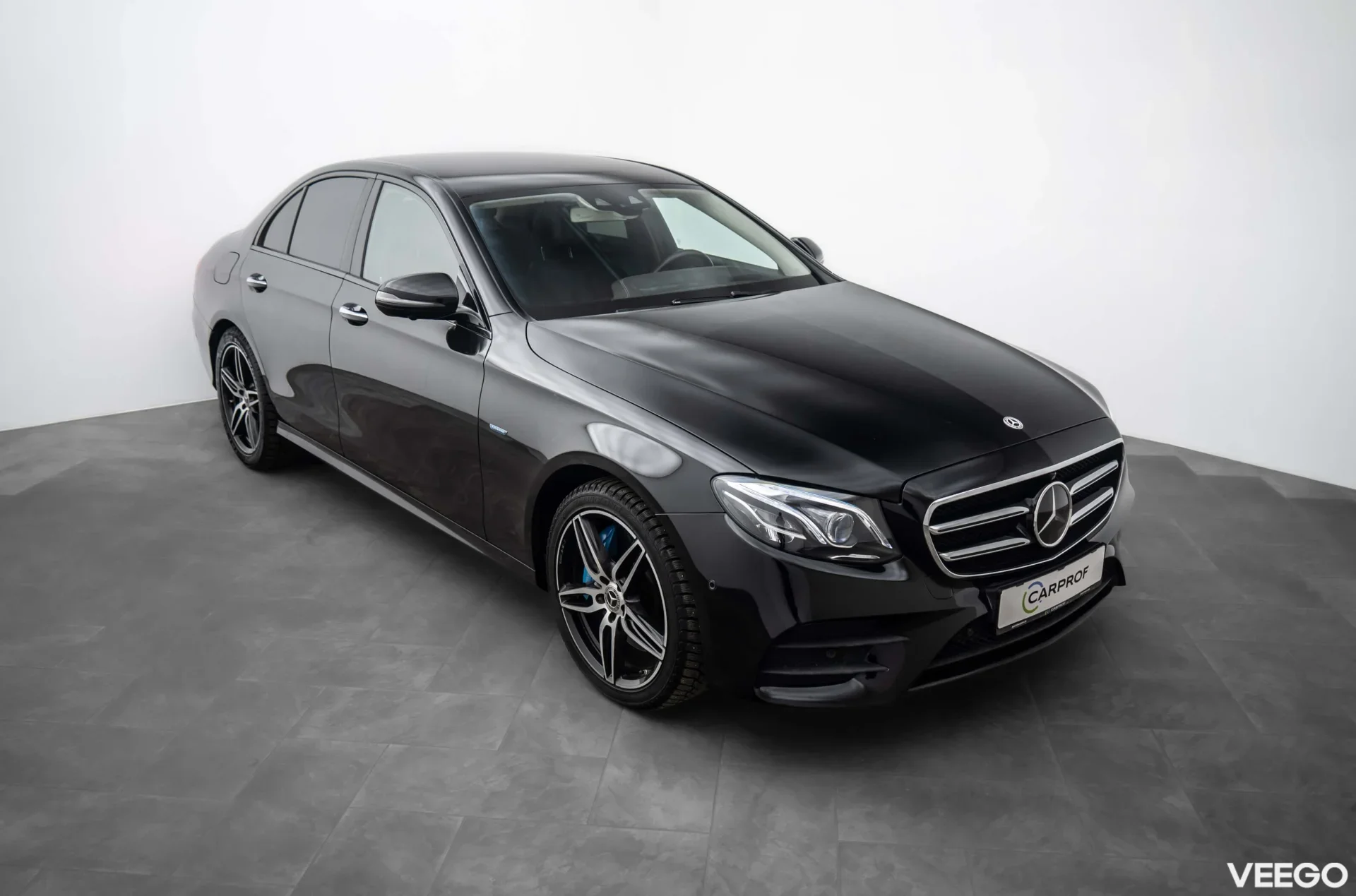 Mercedes-Benz E350 e AMG PHEV 2.0 210kW