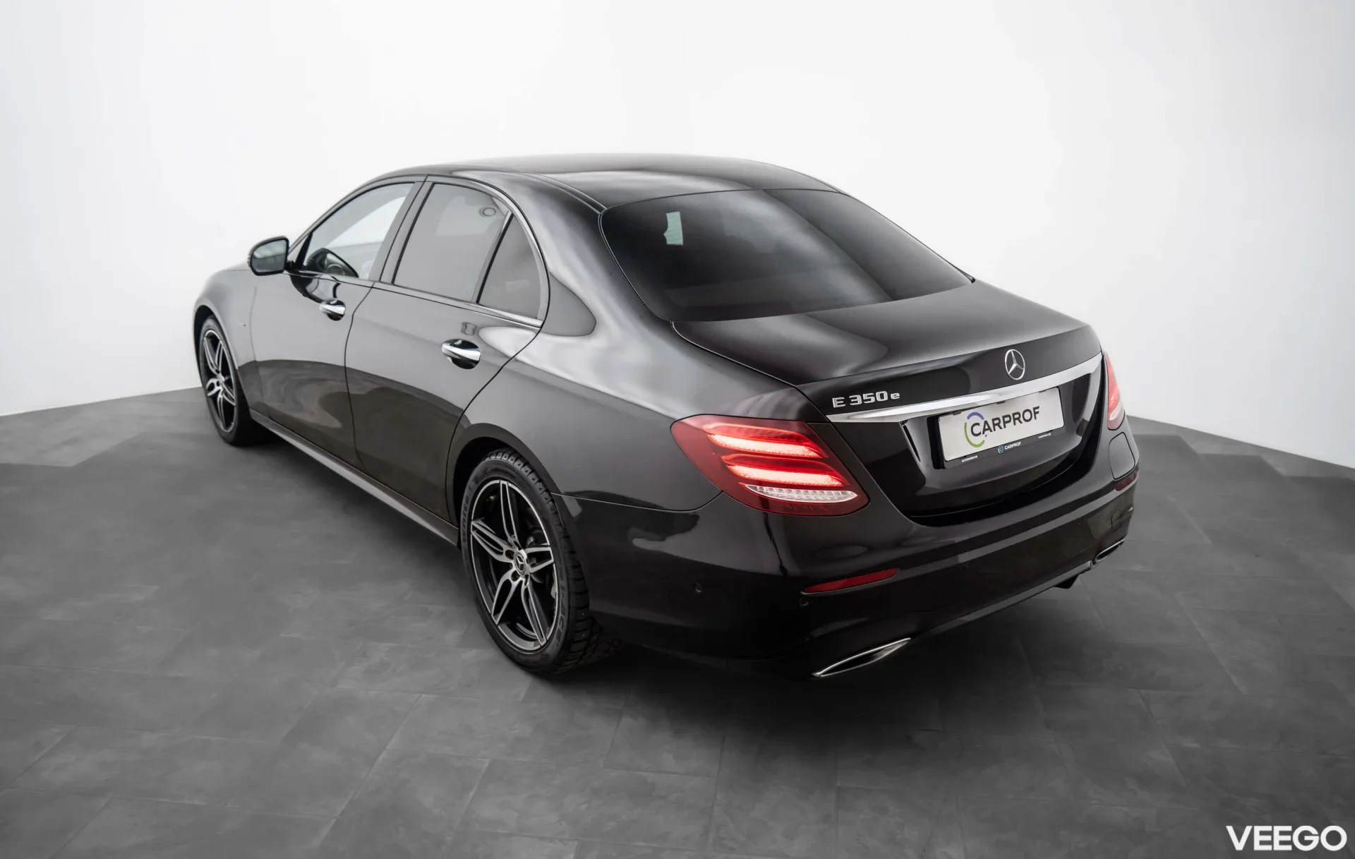 Mercedes-Benz E350 e AMG PHEV 2.0 210kW