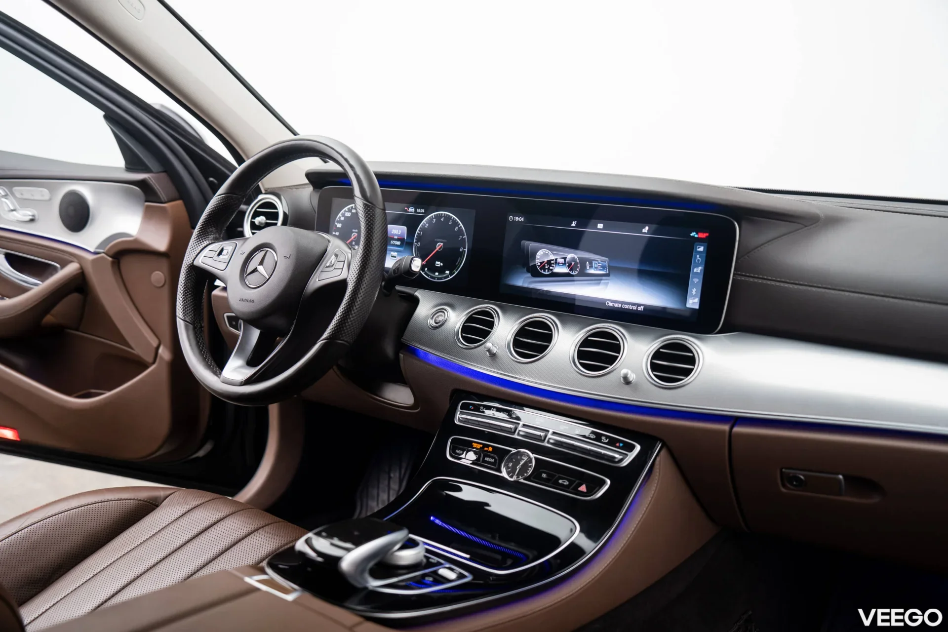 Mercedes-Benz E350 e AMG PHEV 2.0 210kW