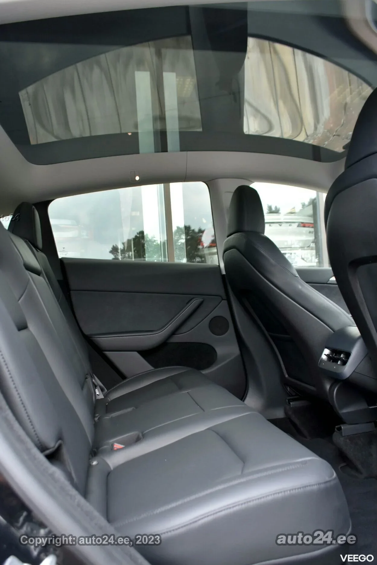 Tesla Model Y PERFORMANCE DUAL AWD FULL 393kW