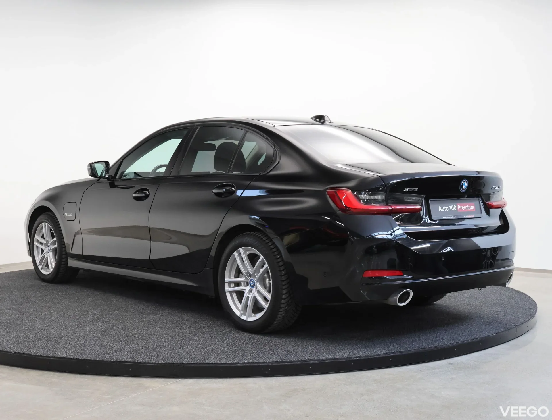 BMW 330 e xDrive LCI 2 215kW