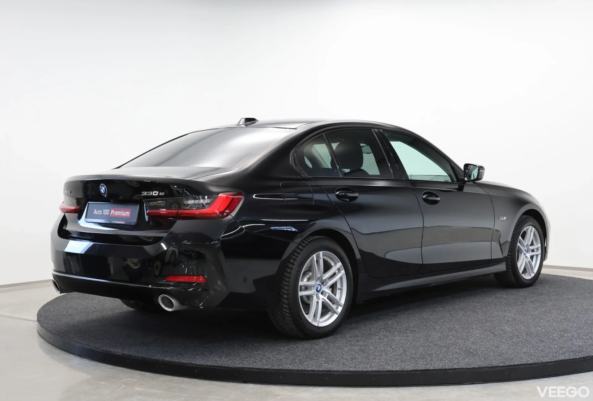 BMW 330 e xDrive LCI 2 215kW