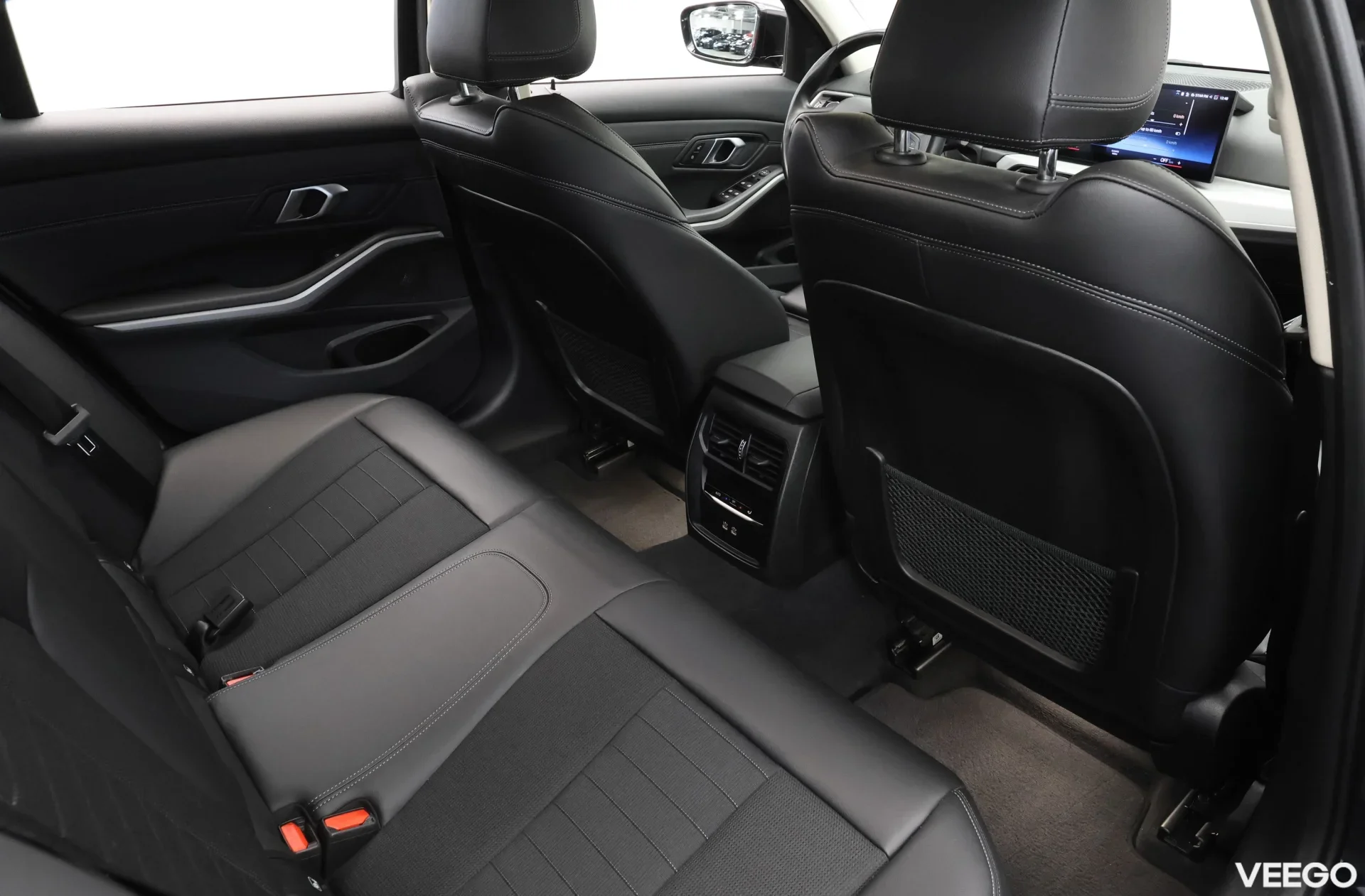 BMW 330 e xDrive LCI 2 215kW