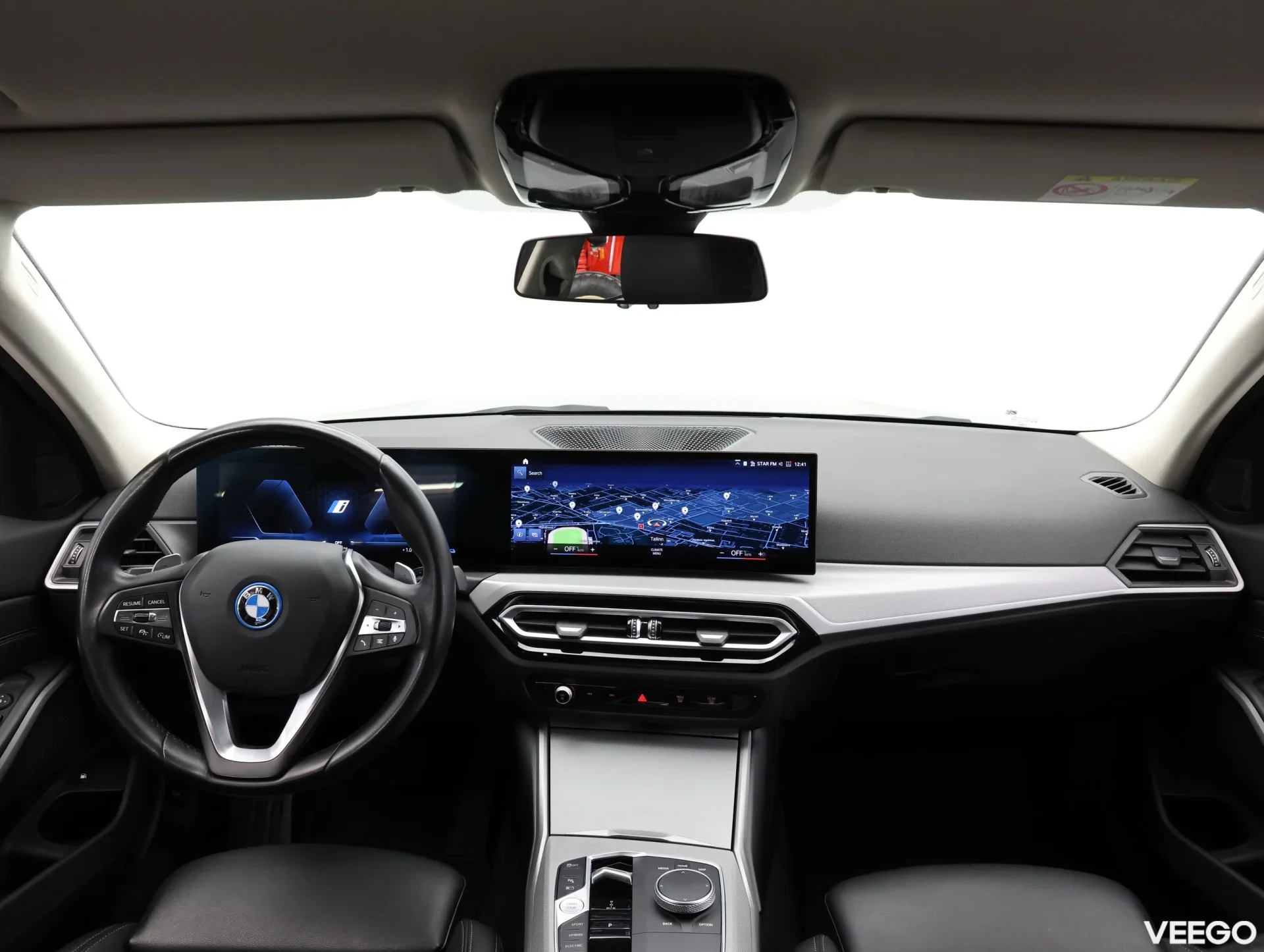 BMW 330 e xDrive LCI 2 215kW