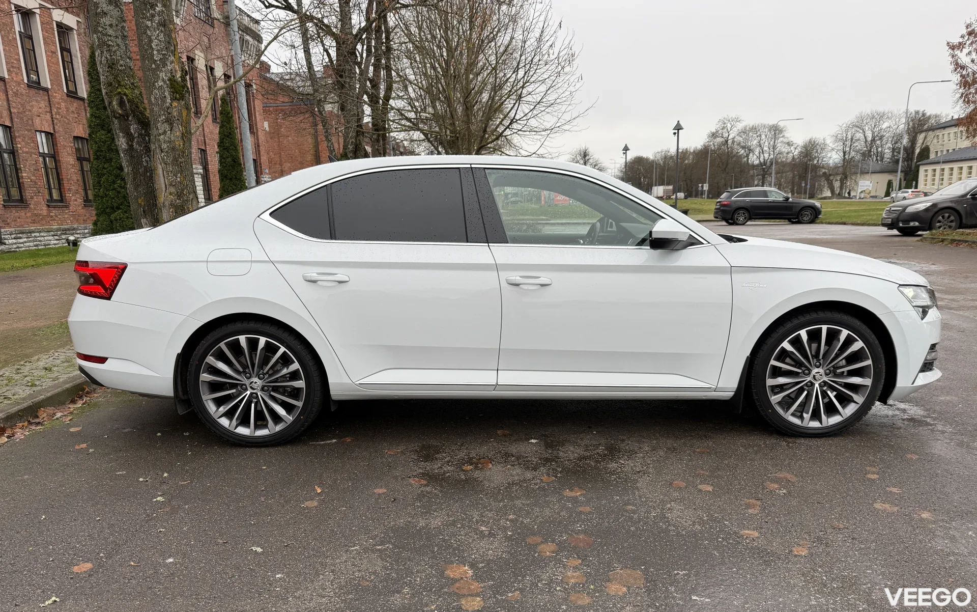 Skoda Superb 2.0 140kW