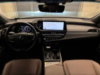 Lexus ES 300h - 131kW thumbnail