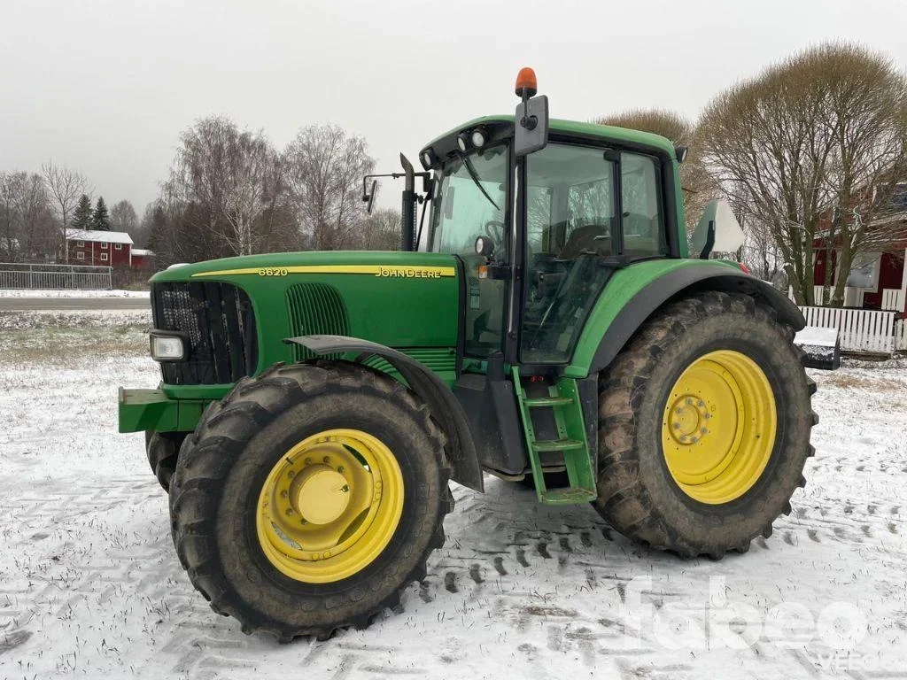 John Deere 6620