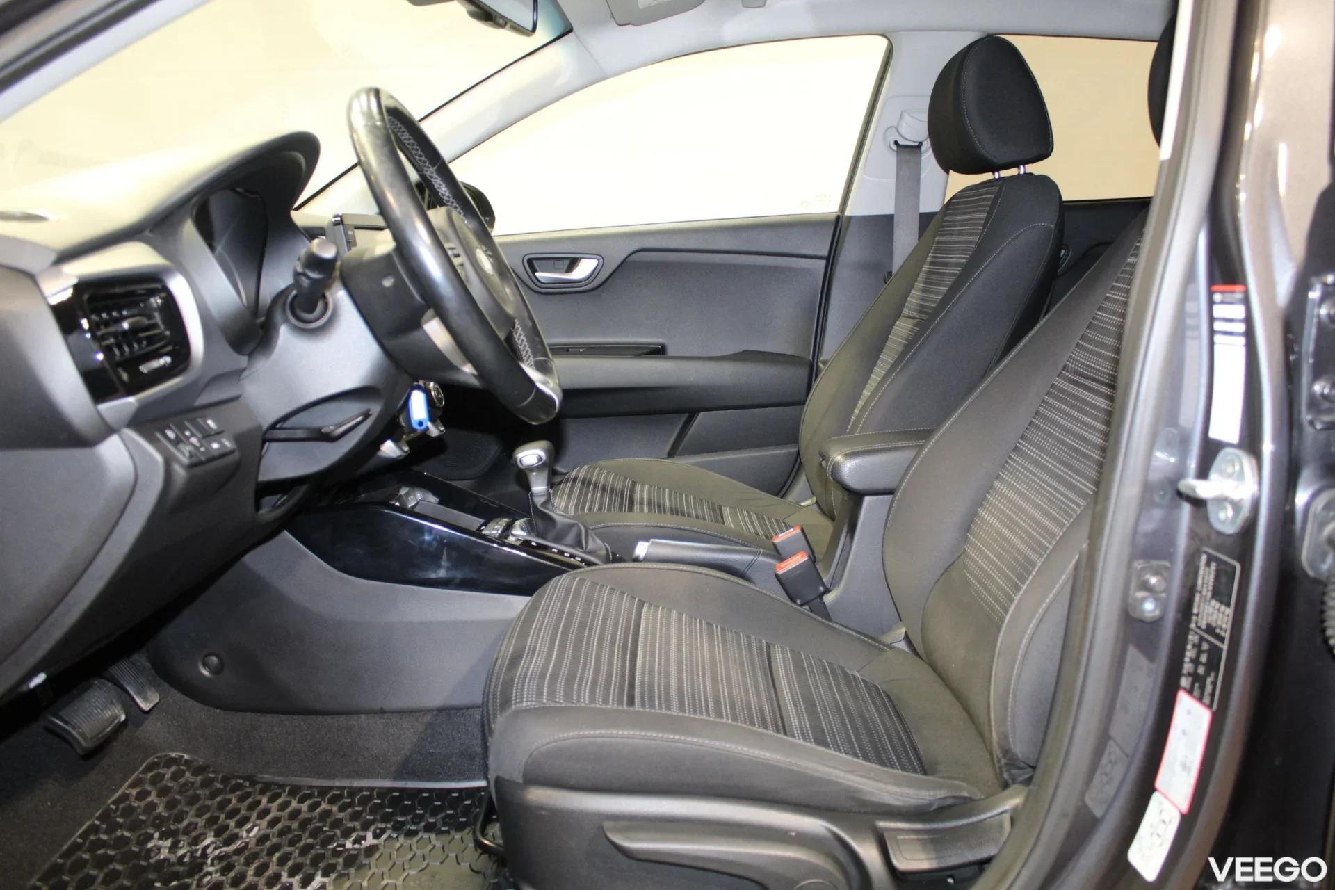 Kia Stonic T-GDI EX Comfort Pack 7DCT 1 88kW