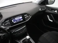 Peugeot 308 1.2 96kW thumbnail