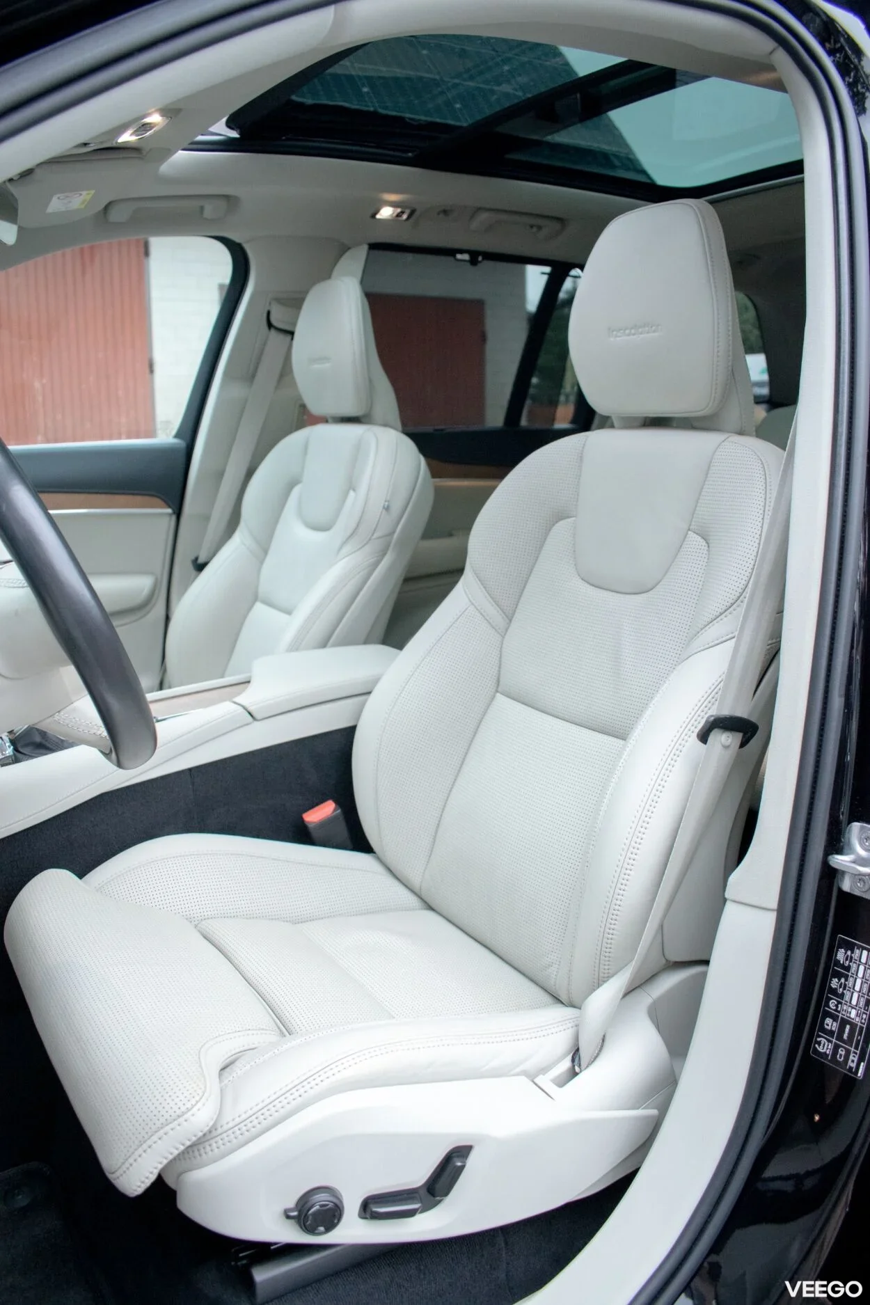 Volvo XC90 7s Inscription Intelli Safe PRO Xenium 2 173kW