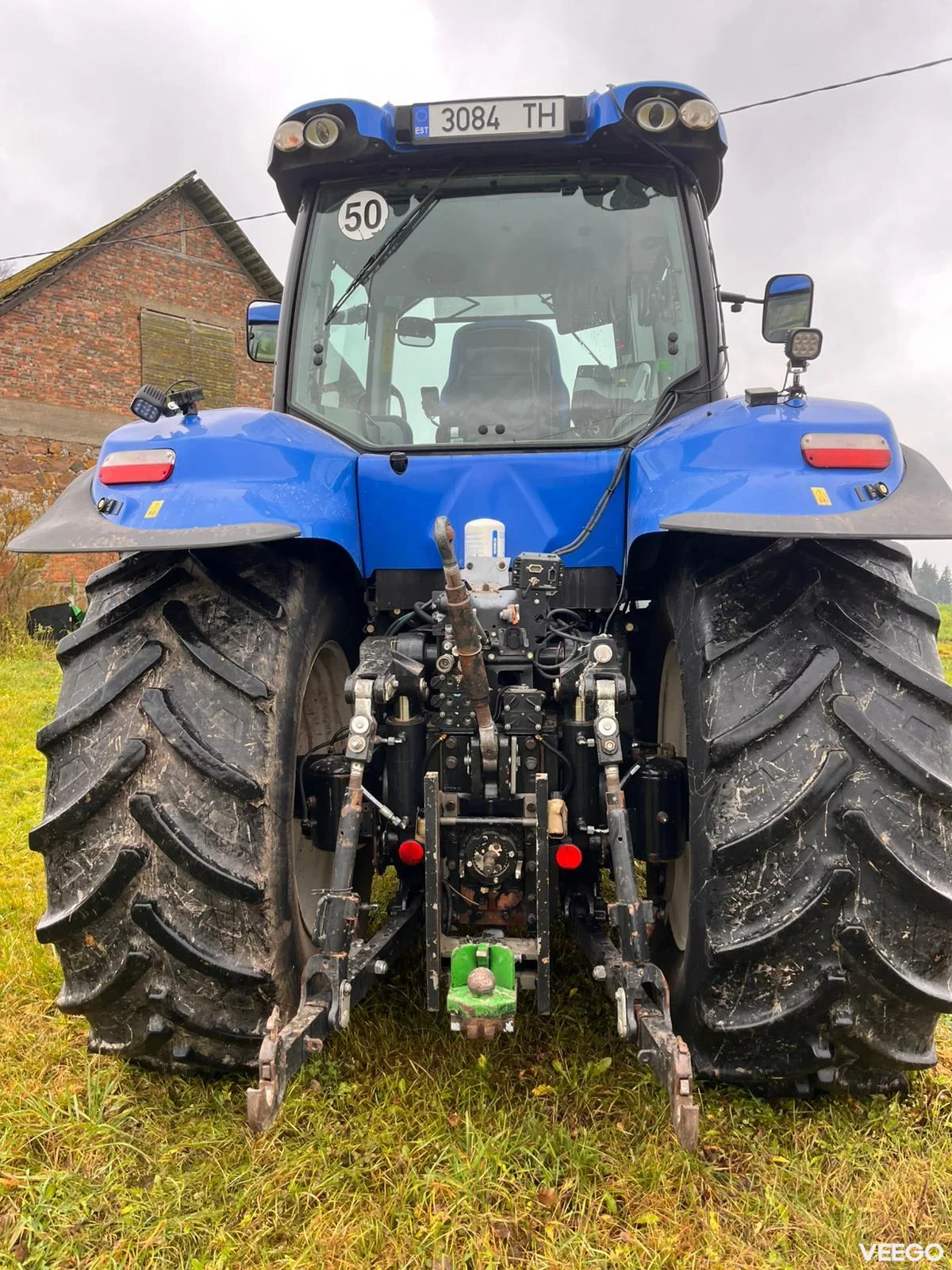 New Holland T8.330 235kW