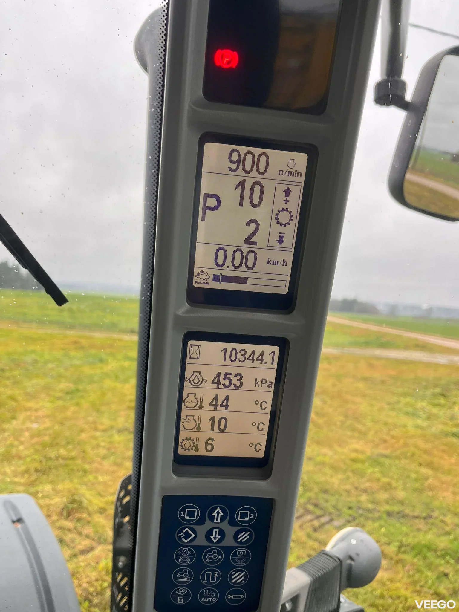 New Holland T8.330 235kW