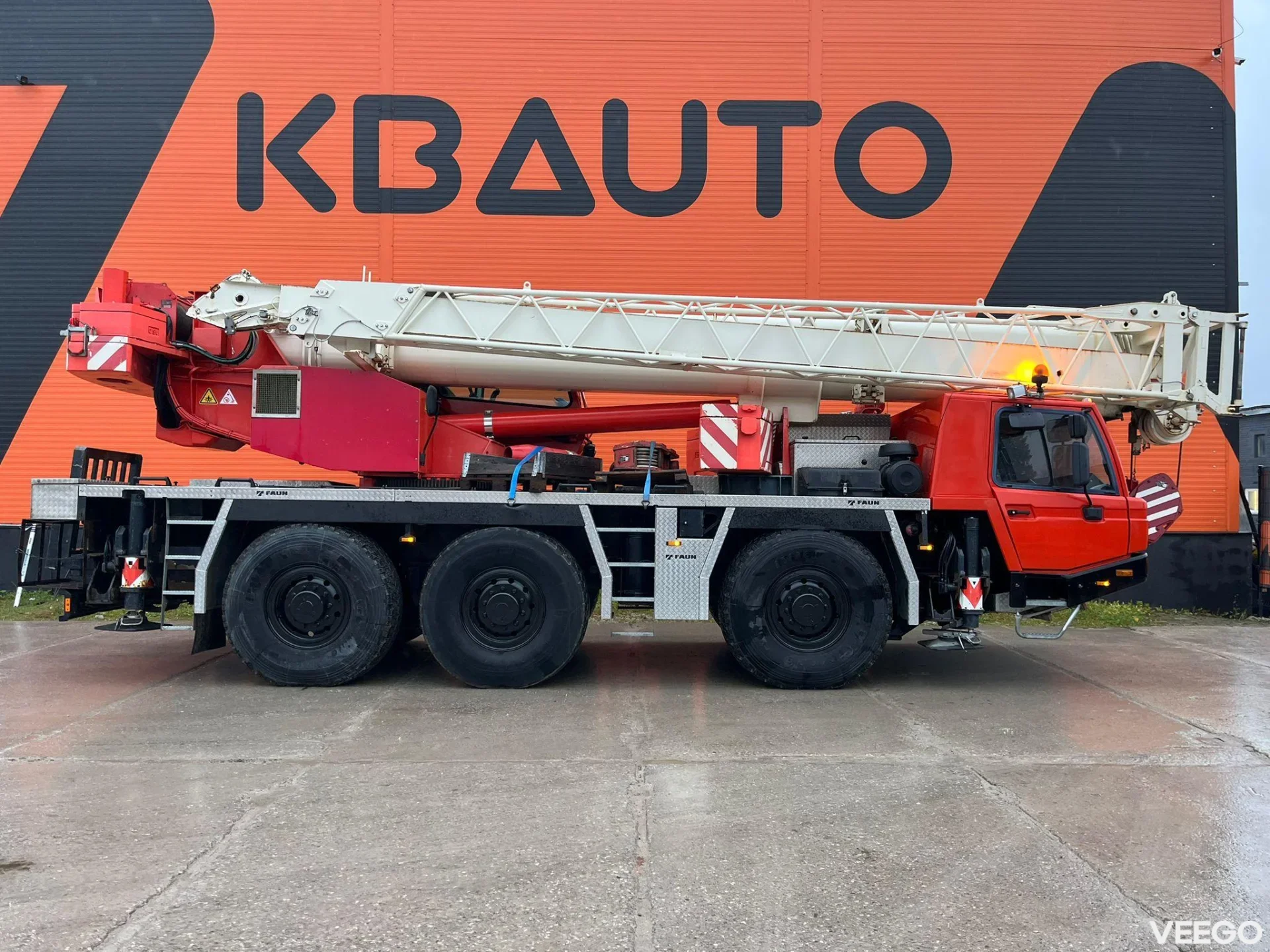 Tadano Faun ATF 45-3 MAX. LIFTING CAPACITY 50 ton / MAIN BOOM 34 m 240kW