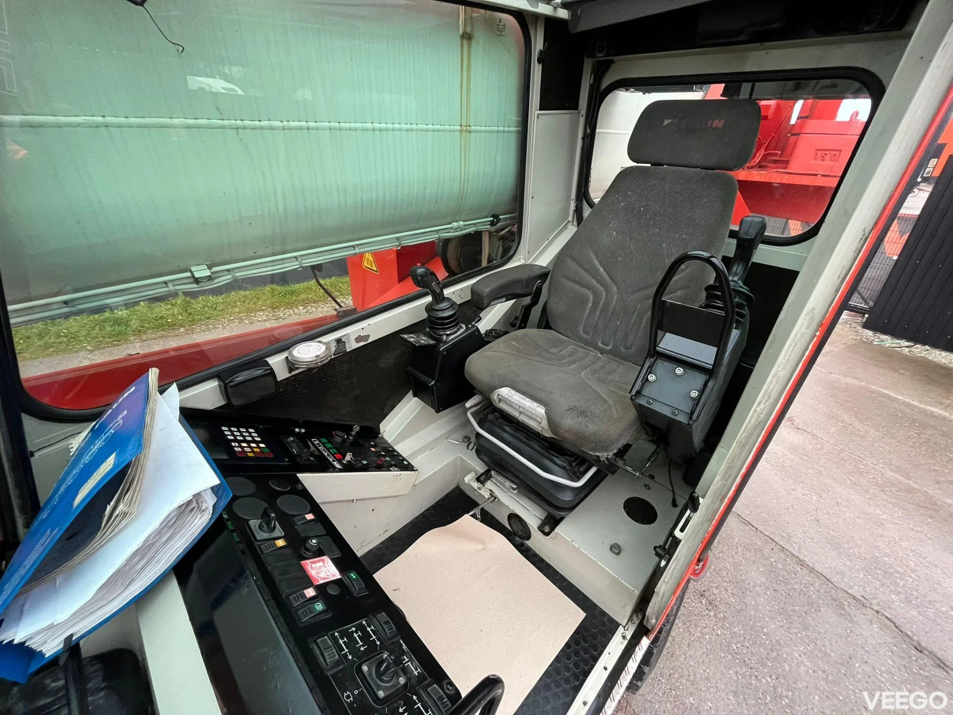 Tadano Faun ATF 45-3 MAX. LIFTING CAPACITY 50 ton / MAIN BOOM 34 m 240kW