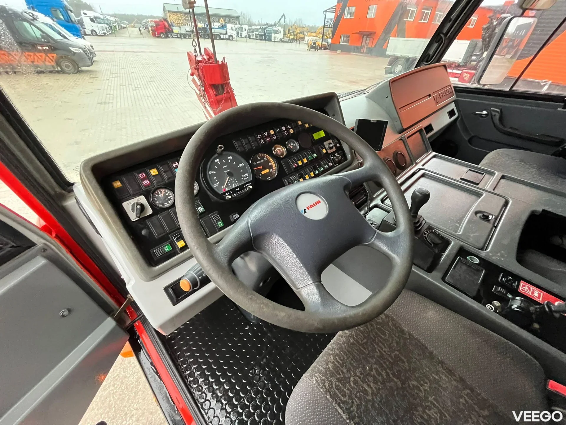 Tadano Faun ATF 45-3 MAX. LIFTING CAPACITY 50 ton / MAIN BOOM 34 m 240kW