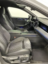 Volkswagen Passat Variant 4Motion R-Line Black Style 2 142kW thumbnail