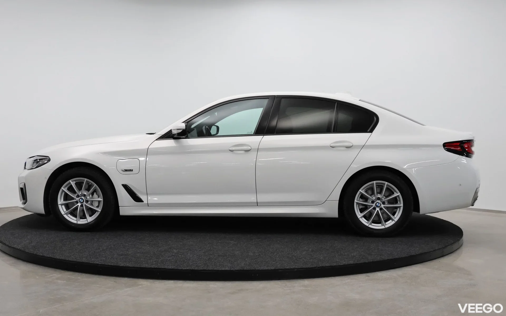 BMW 530 e xDrive M-Sportpakett 2 215kW