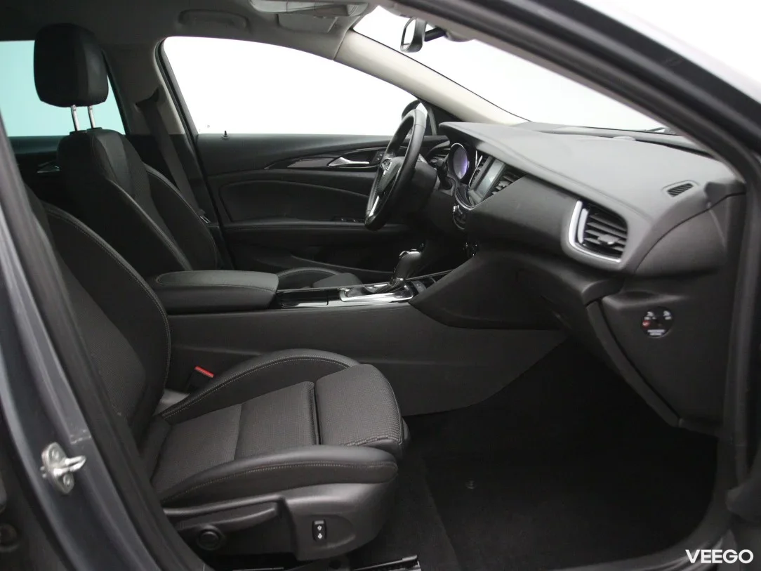 Opel Insignia 1.5 121kW