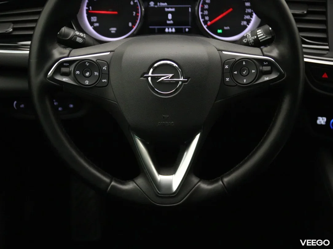 Opel Insignia 1.5 121kW