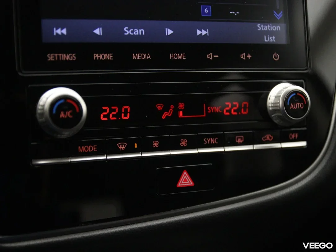 Mitsubishi Outlander 2.4 99kW