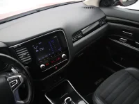 Mitsubishi Outlander 2.4 99kW thumbnail