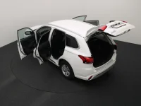 Mitsubishi Outlander 2.4 99kW thumbnail