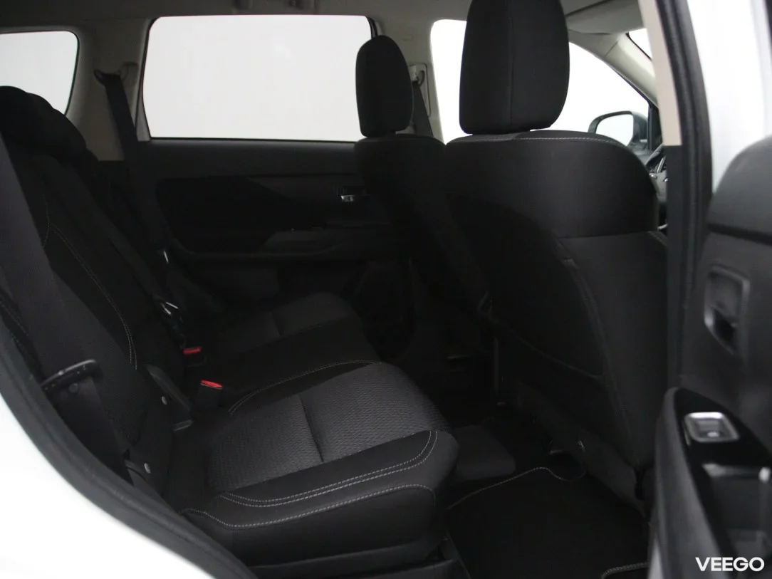 Mitsubishi Outlander 2.4 99kW