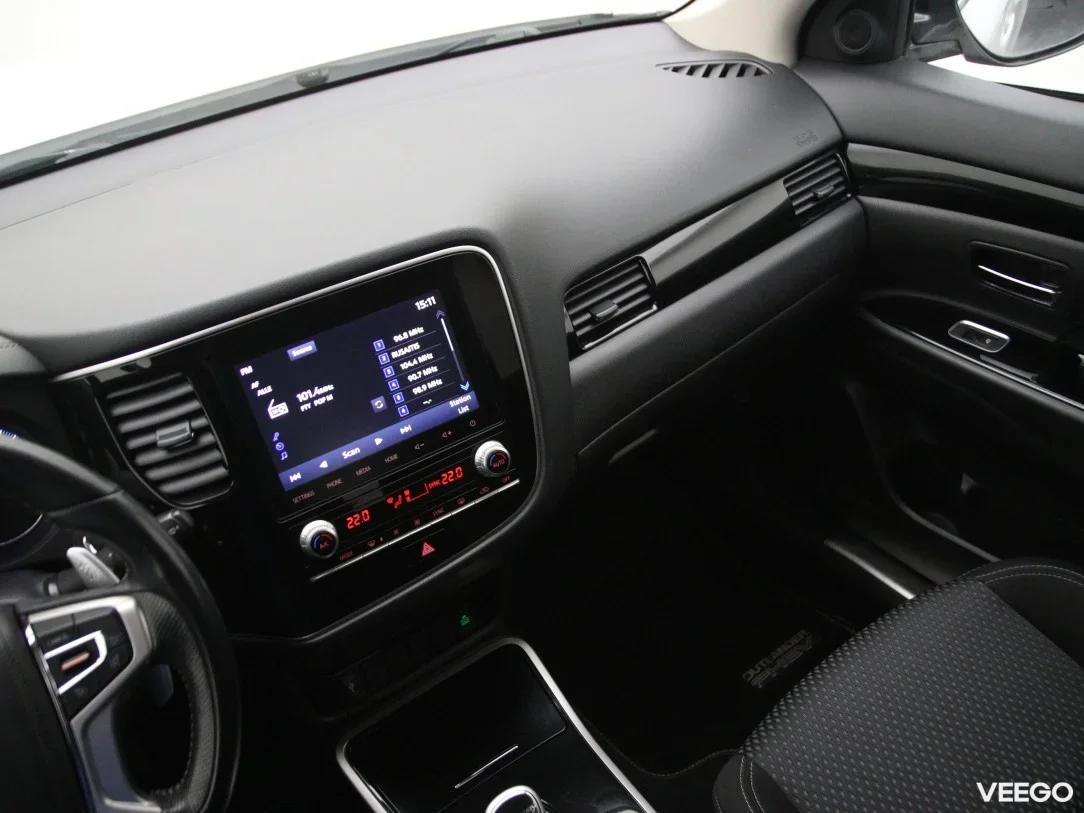 Mitsubishi Outlander 2.4 99kW