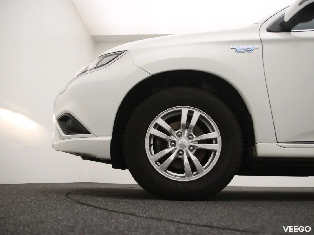 Mitsubishi Outlander 2.4 99kW