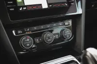 Volkswagen Passat 2.0 140kW thumbnail