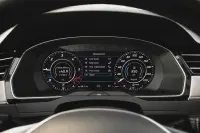 Volkswagen Passat 2.0 140kW thumbnail