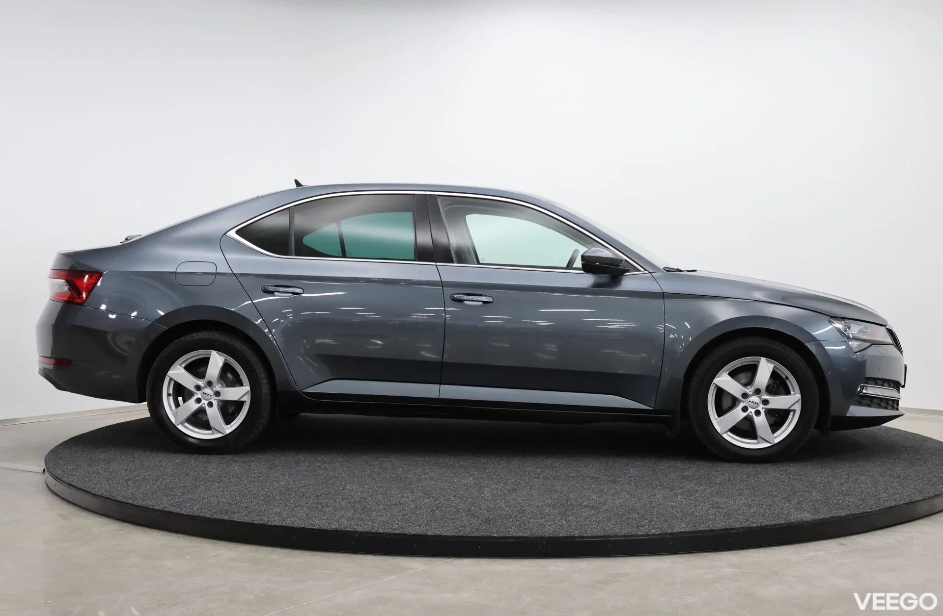 Skoda Superb 4x4 Style Facelift 2 147kW