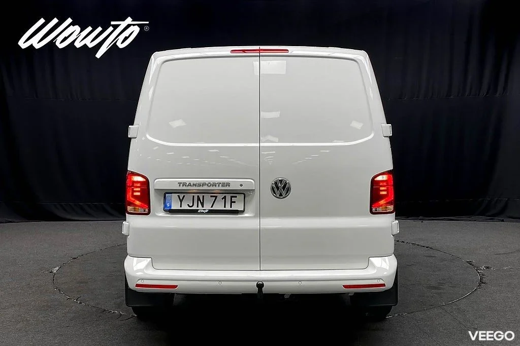 Volkswagen Transporter Kombi 2.0 TDI DSG 150HK L2 5-Sits 110kW
