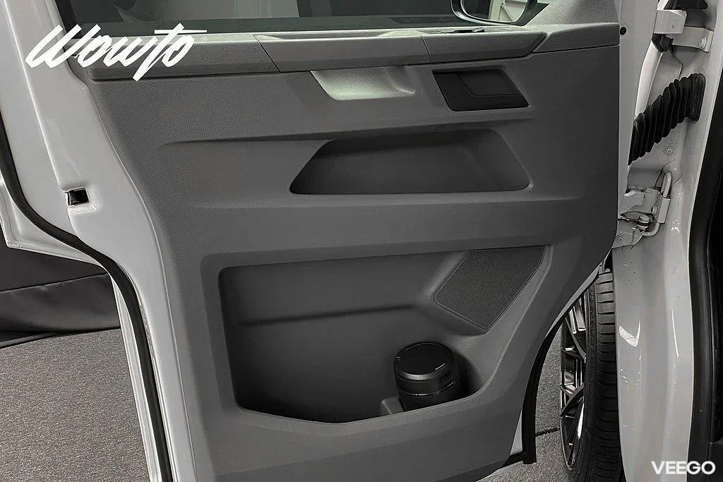 Volkswagen Transporter Kombi 2.0 TDI DSG 150HK L2 5-Sits 110kW