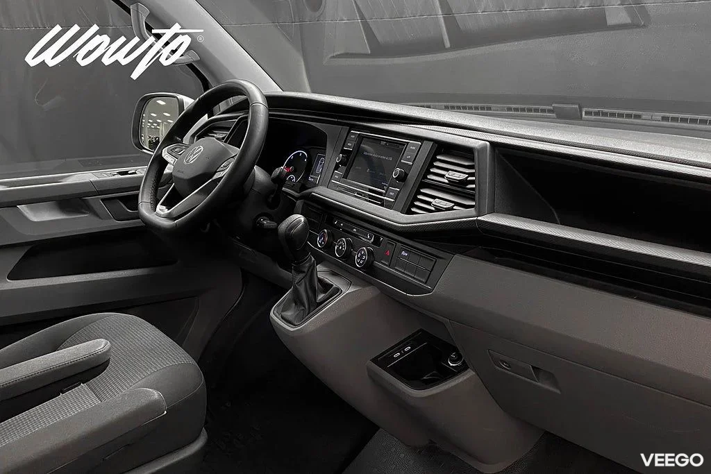 Volkswagen Transporter Kombi 2.0 TDI DSG 150HK L2 5-Sits 110kW