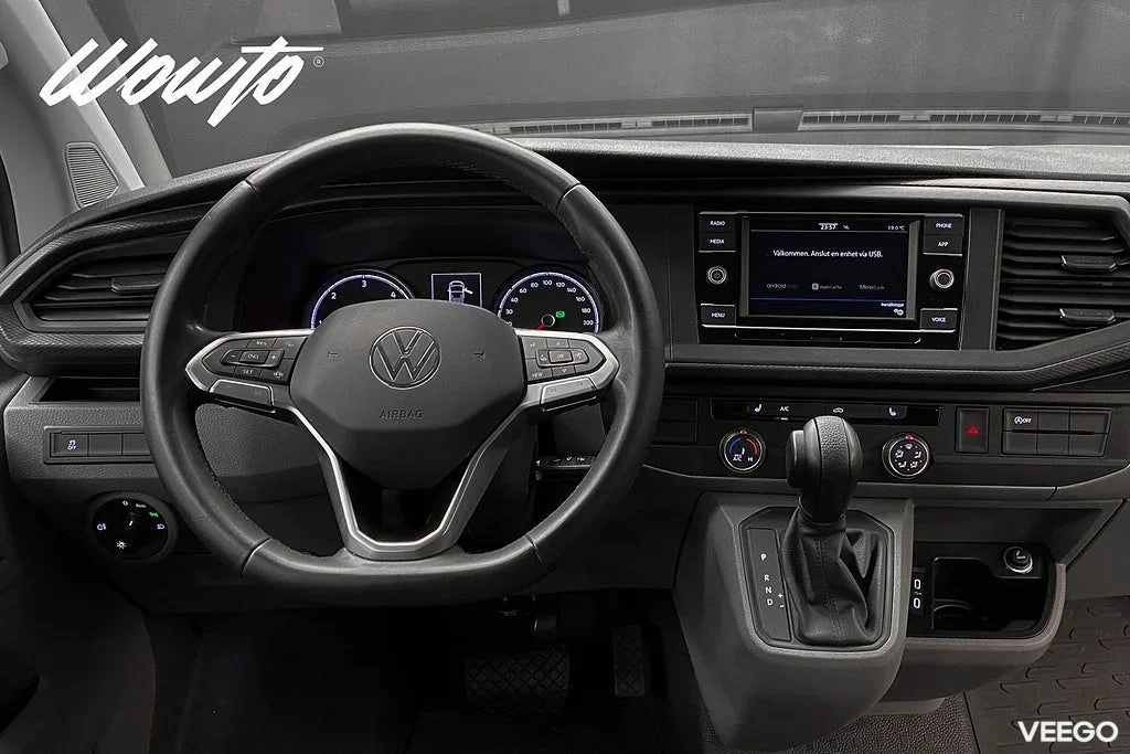 Volkswagen Transporter Kombi 2.0 TDI DSG 150HK L2 5-Sits 110kW