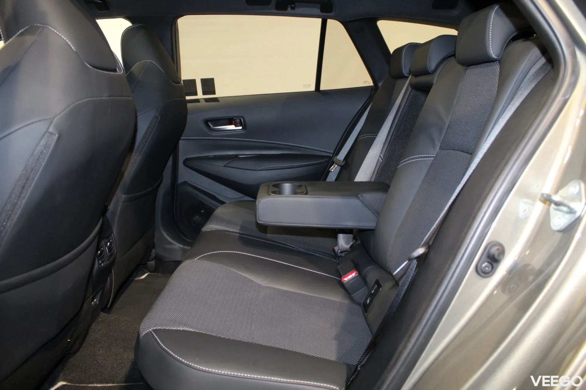 Toyota Corolla Touring Sports Luxury 2 112kW