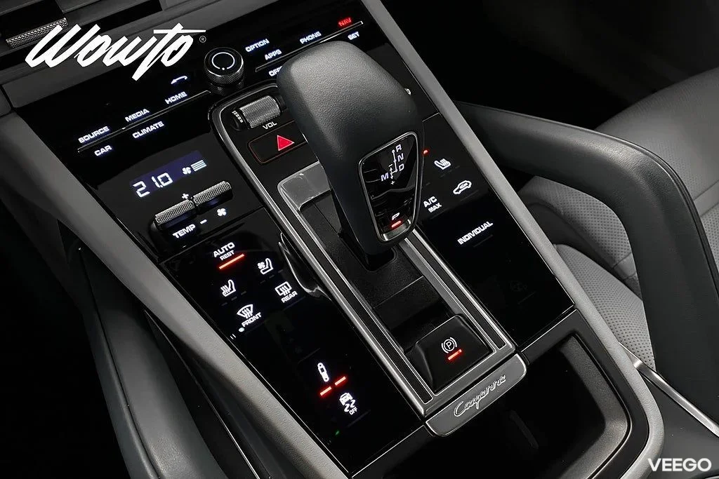 Porsche Cayenne Turbo S E-Hybrid 680 /Carbon Design /Se Spec 500kW