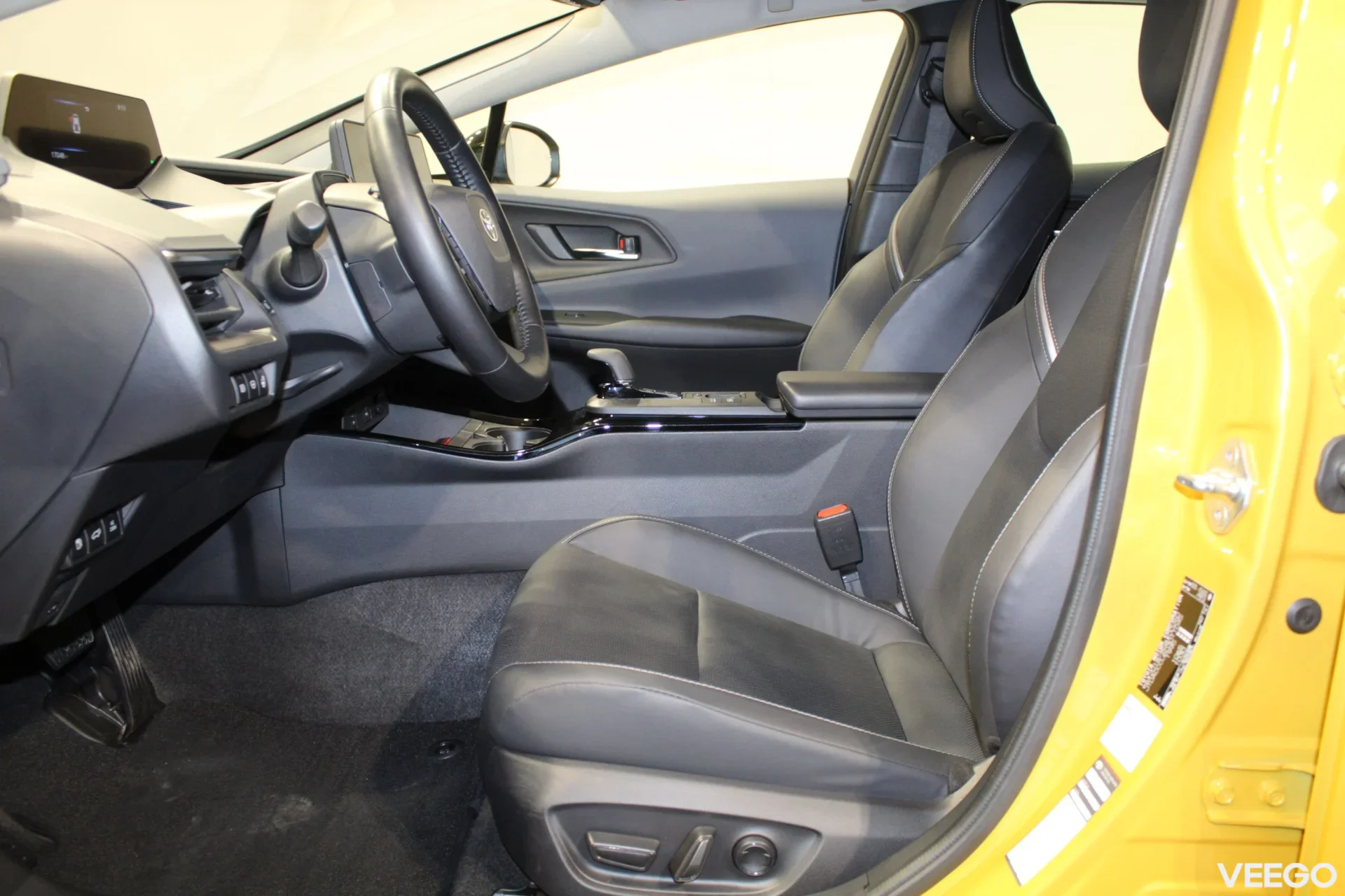 Toyota Prius Plug-in Hybrid Premium Solar 2 111kW