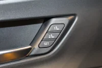 Toyota Prius Plug-in Hybrid Premium Solar 2 111kW thumbnail