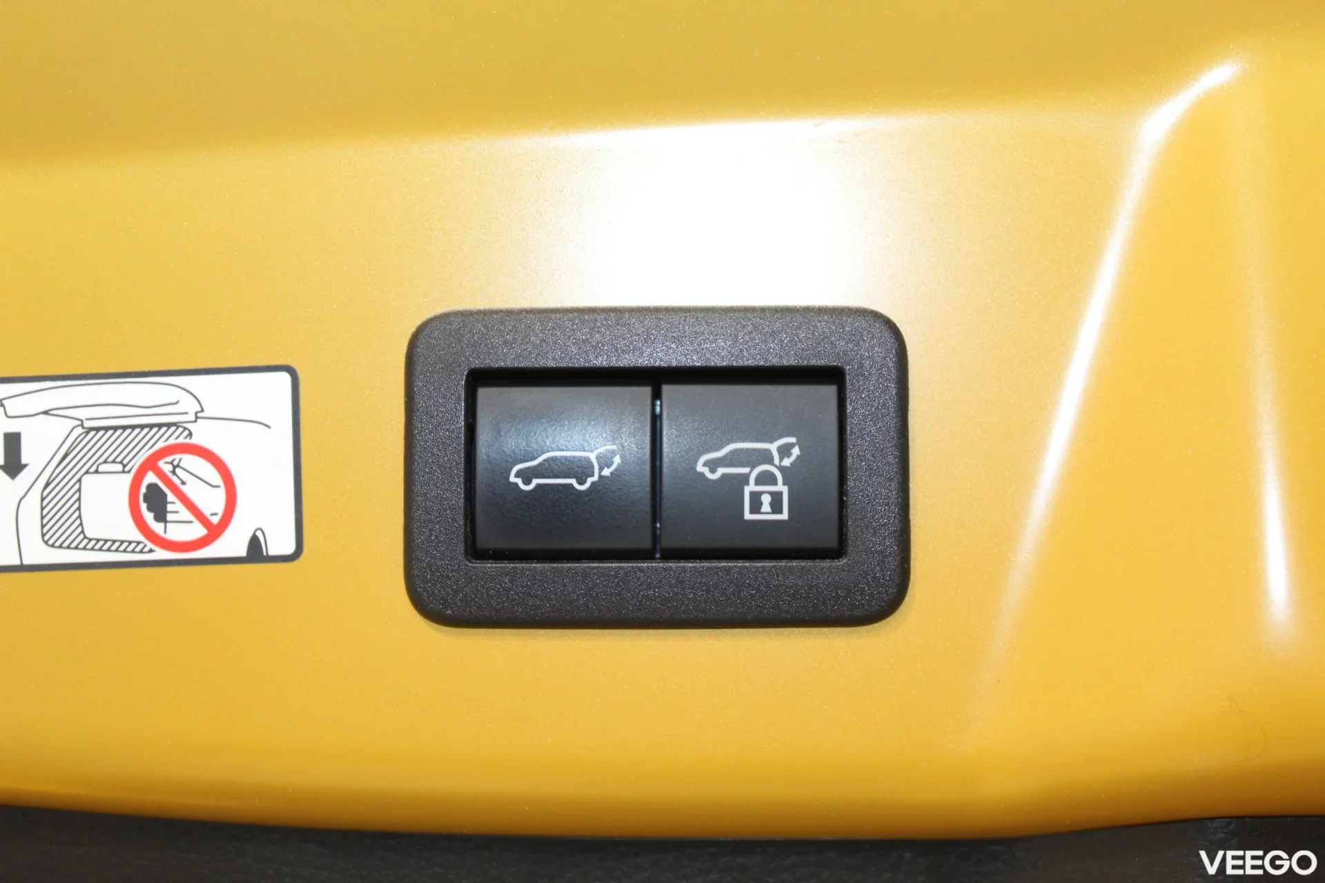 Toyota Prius Plug-in Hybrid Premium Solar 2 111kW