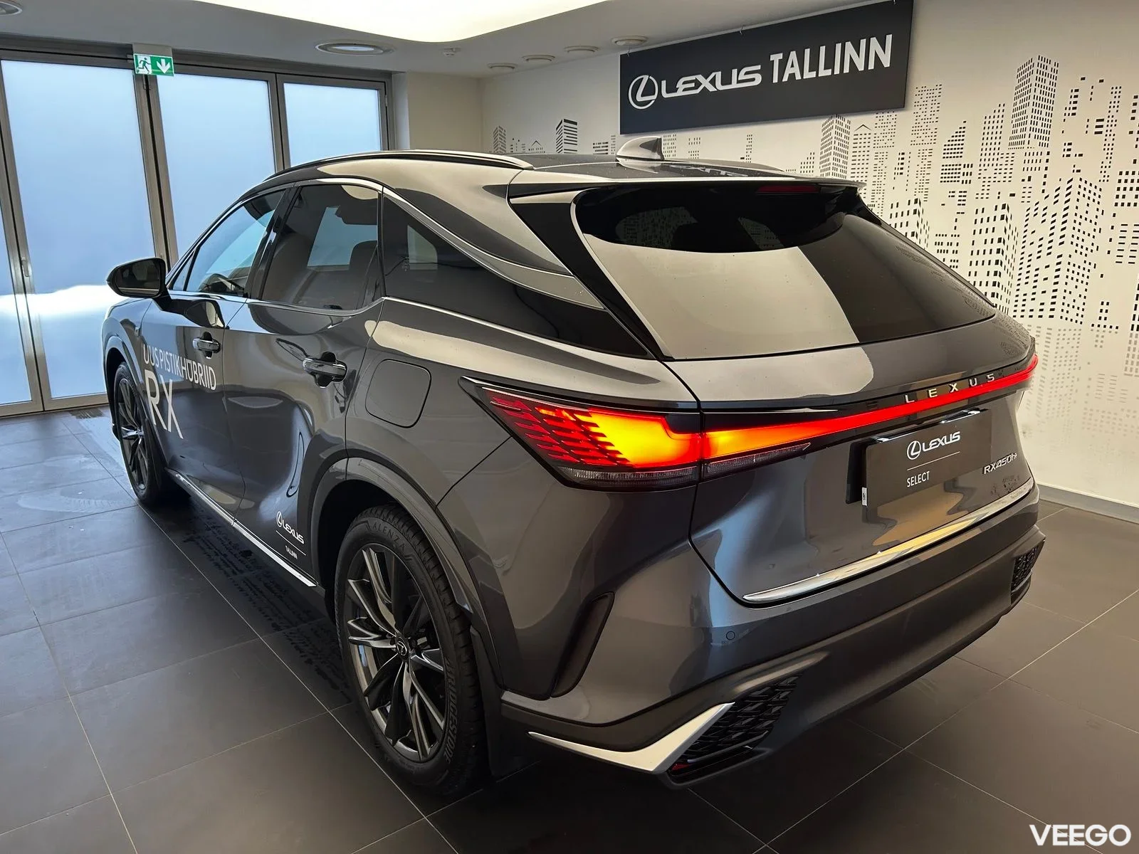 Lexus RX 450h+ - 136kW