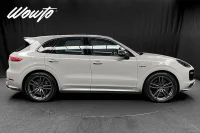 Porsche Cayenne Turbo S E-Hybrid 680 /Carbon Design /Se Spec 500kW thumbnail