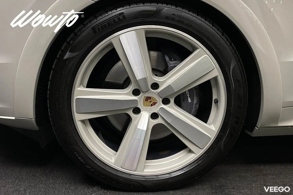 Porsche Cayenne E-Hybrid 470HK /18-Vägs /Pano /Bose /Se Spec/4.95% 346kW