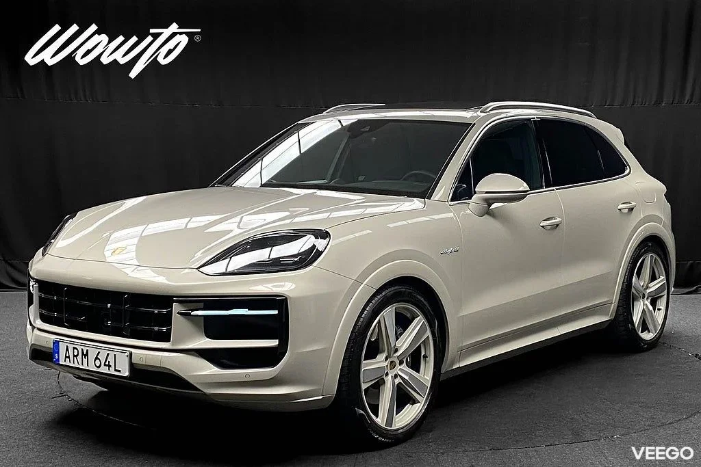 Porsche Cayenne E-Hybrid 470HK /18-Vägs /Pano /Bose /Se Spec/4.95% 346kW
