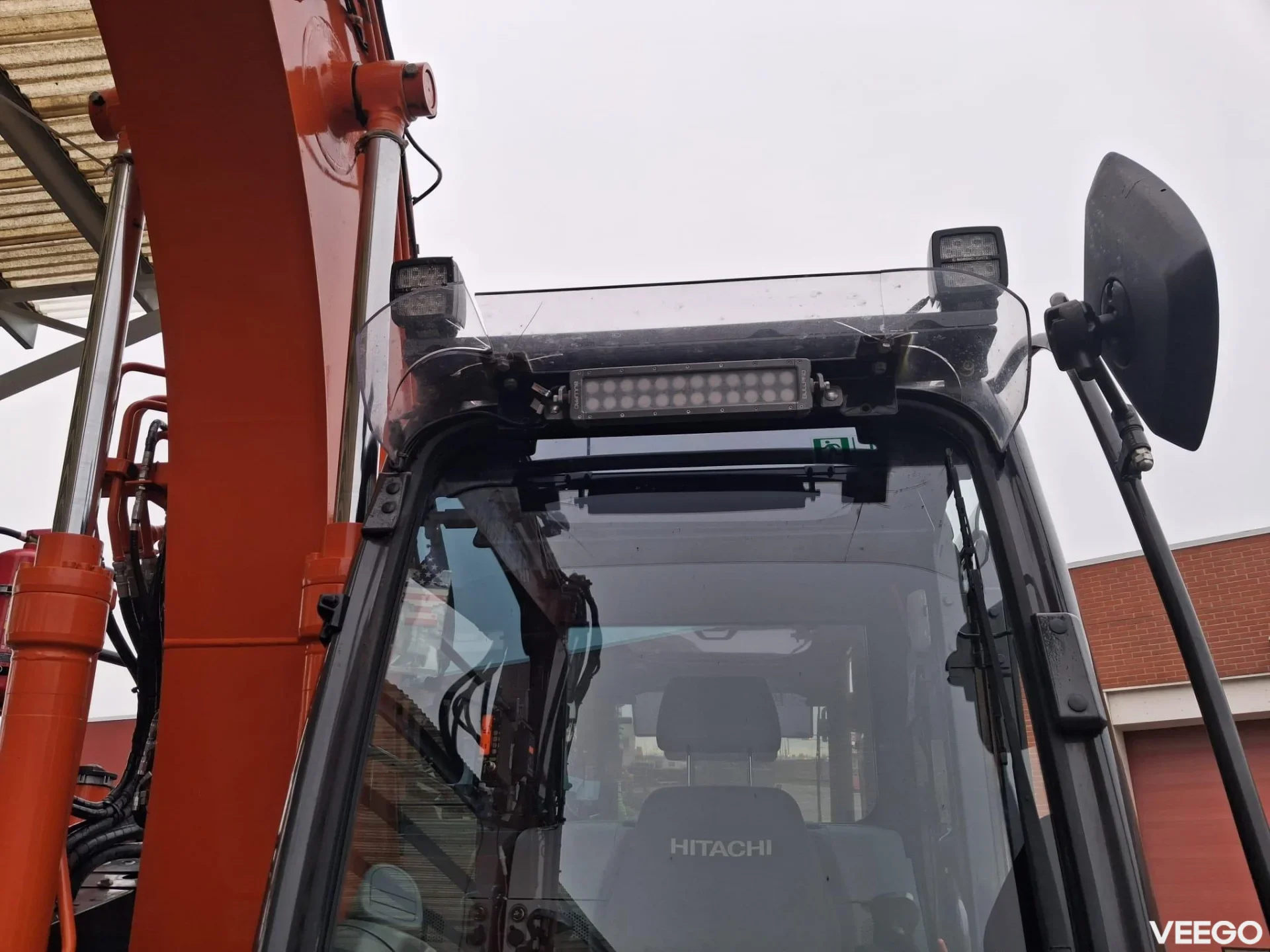 Hitachi ZX135 US-6 Engcon 79kW