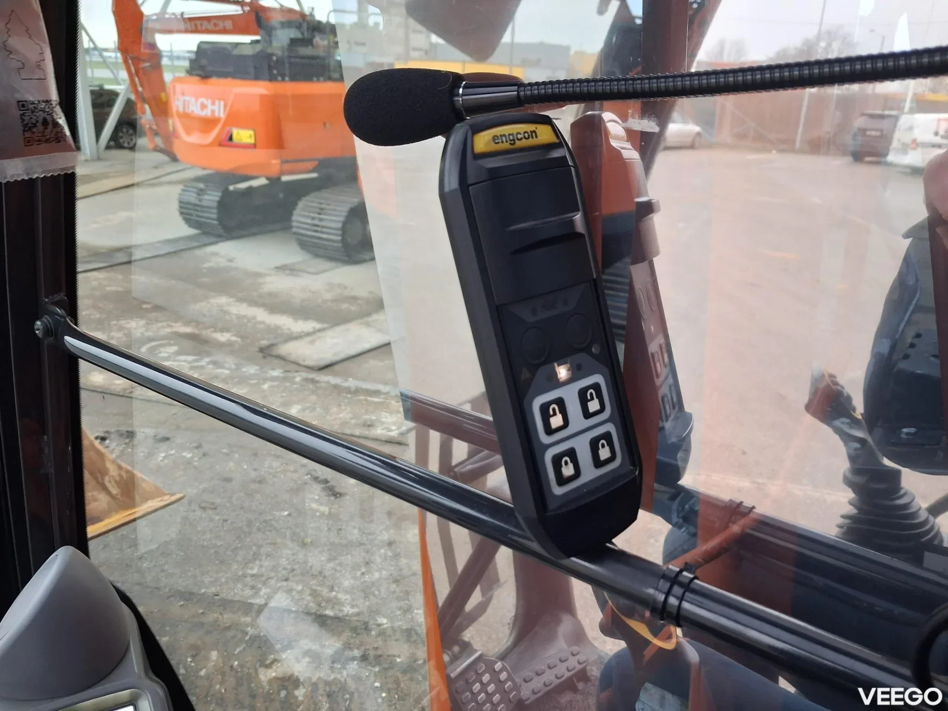 Hitachi ZX135 US-6 Engcon 79kW