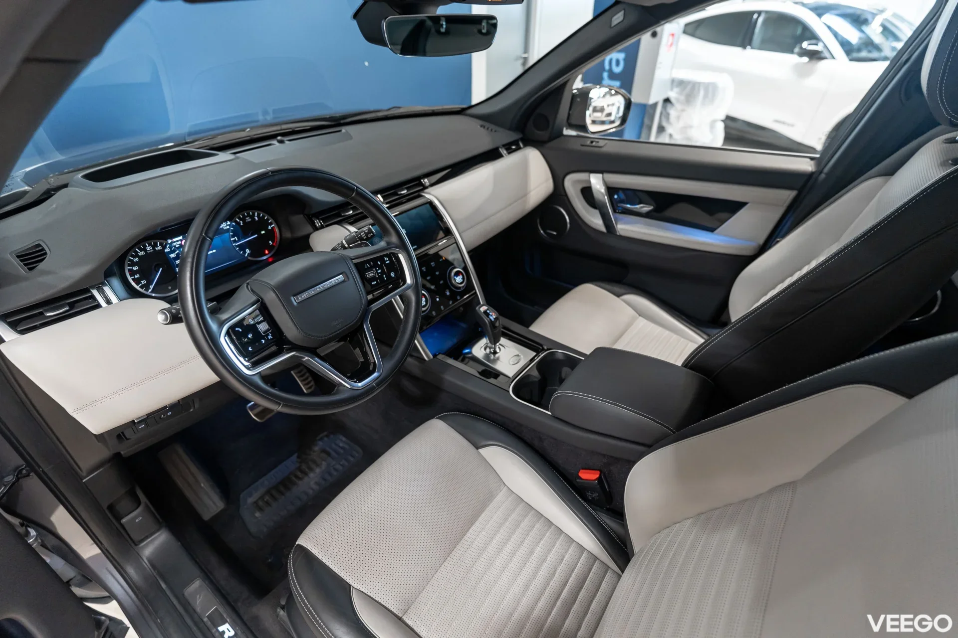 Land Rover Discovery Sport R-Dynamic HSE D200 2 150kW