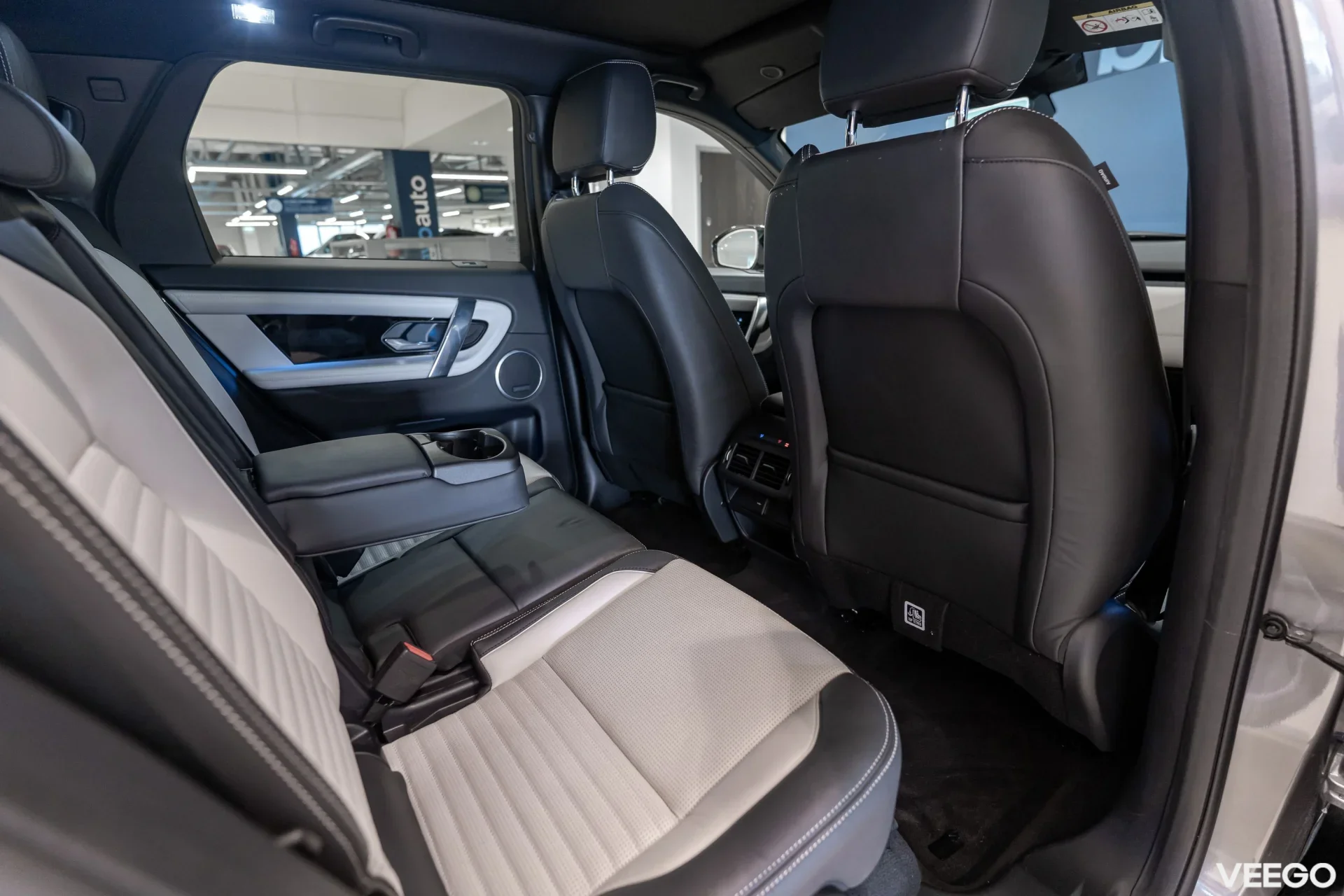 Land Rover Discovery Sport R-Dynamic HSE D200 2 150kW