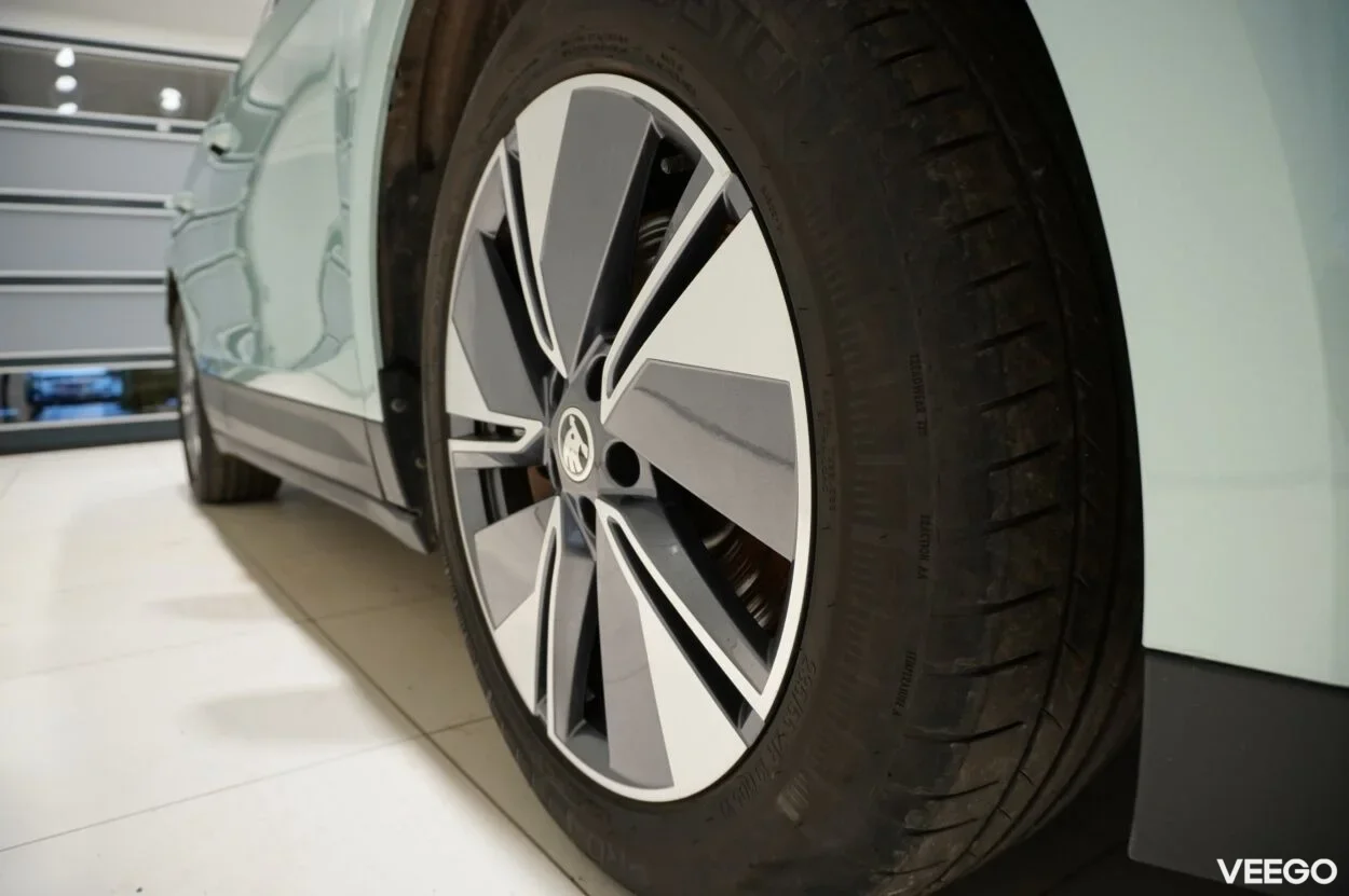 Skoda Enyaq 80x / 82kWh 195kW